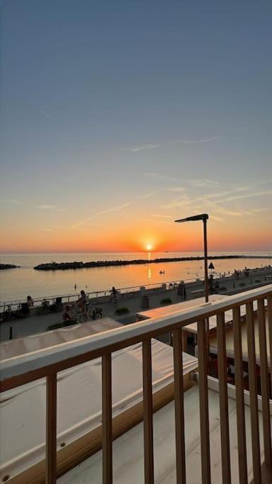 Casa Vacanze Marina Di Pisa Catola エクステリア 写真